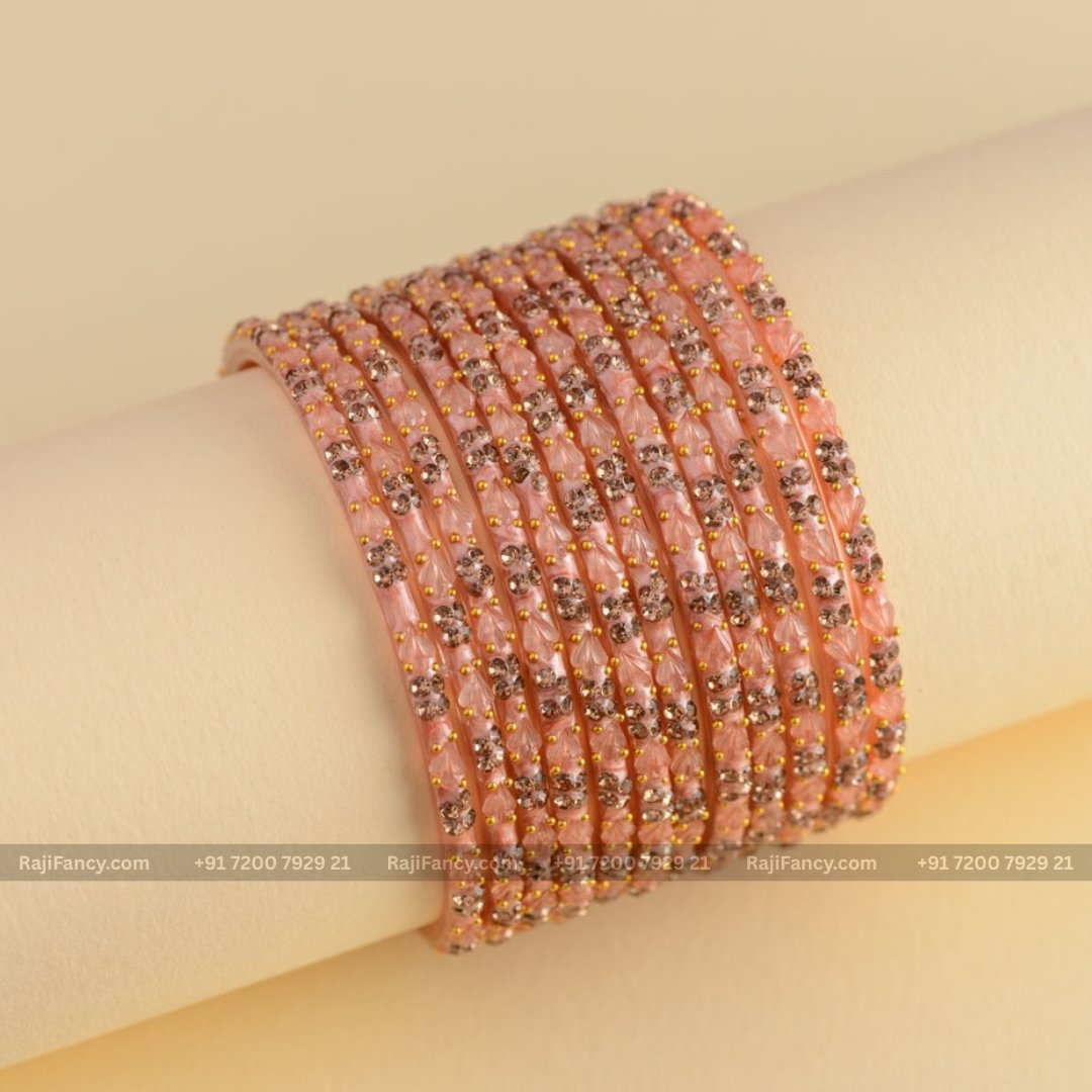 Peachy Glass Bangle