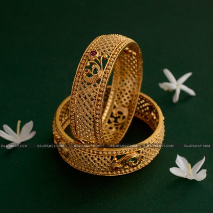 Peacock Kada
