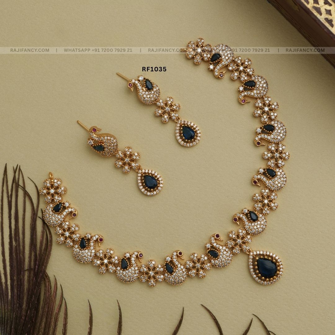 Peacock Ratna