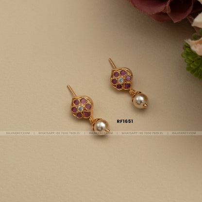 Pearl Charm Chain
