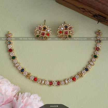 Poppins Necklace