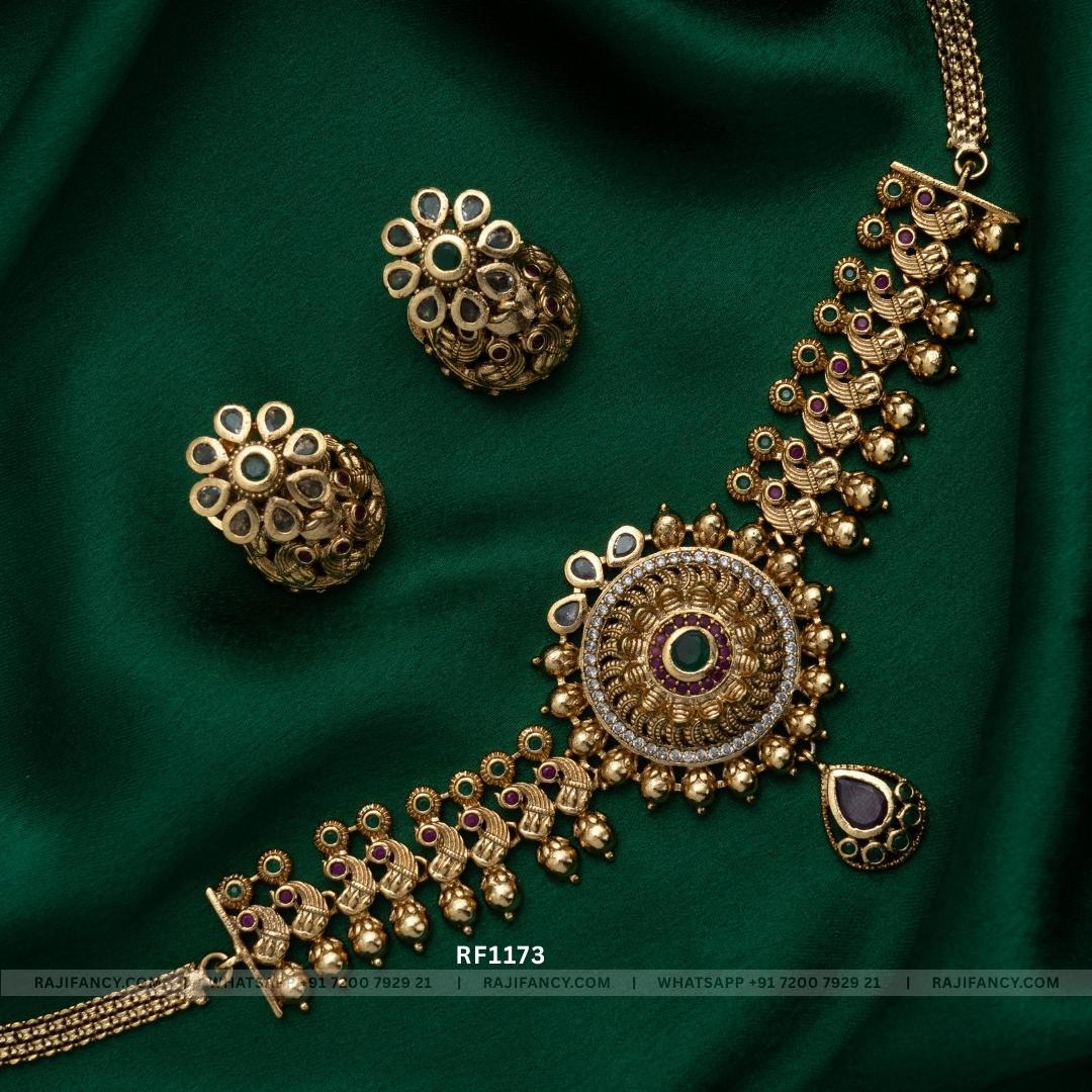 Chakara Choker