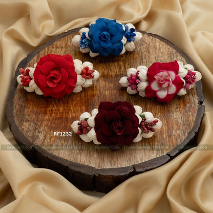Floral Clip