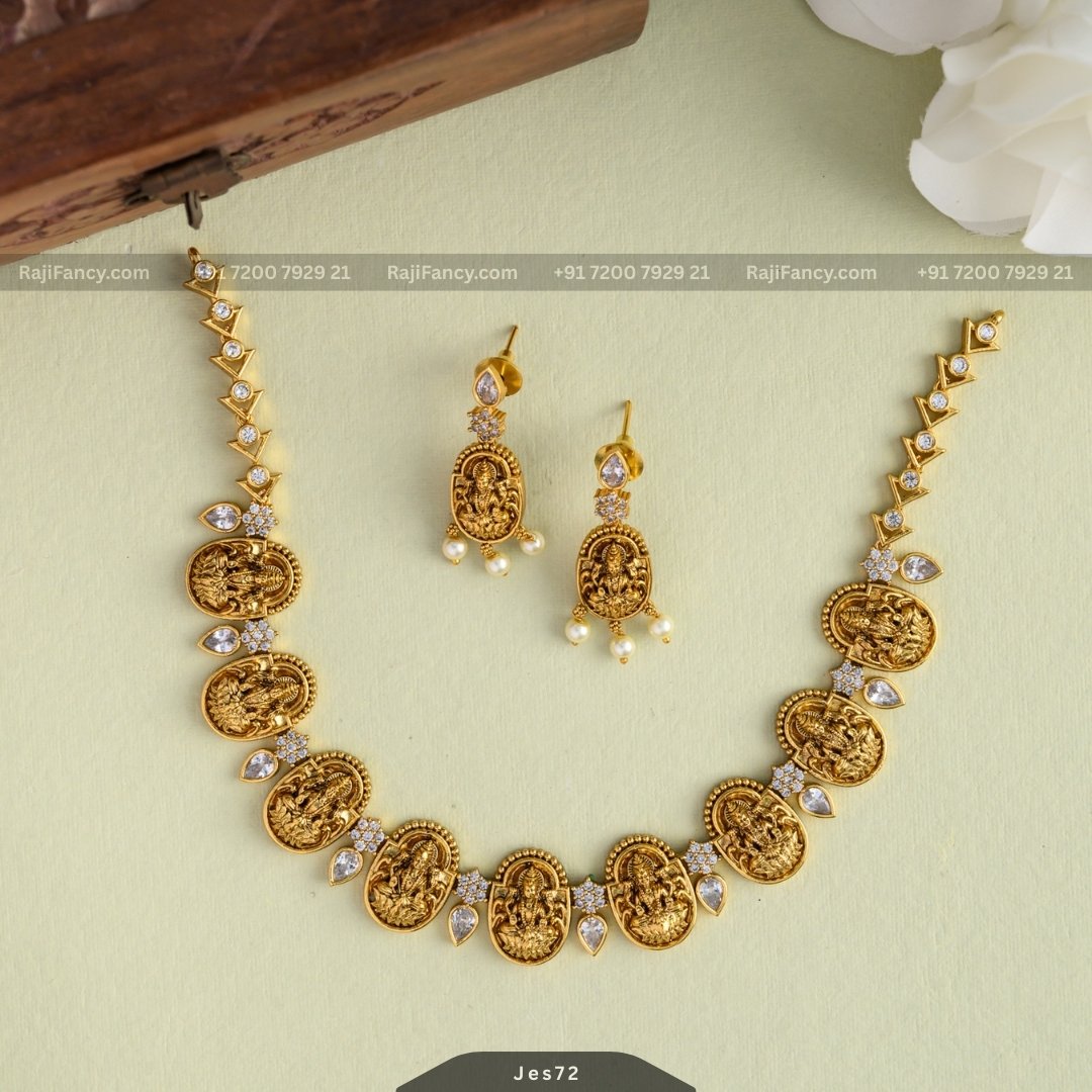 Sangavi Neckwear