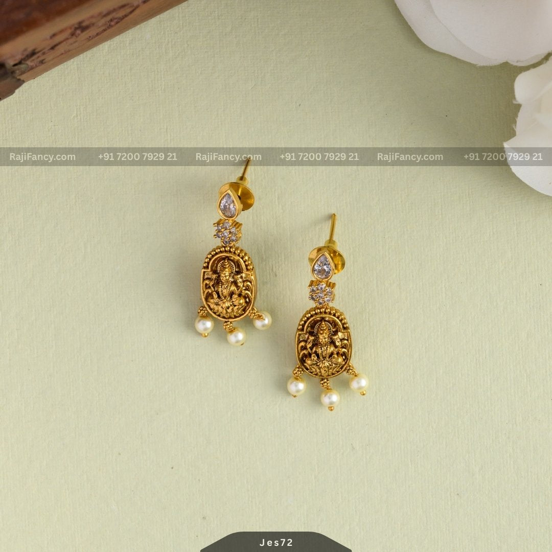 Sangavi Neckwear