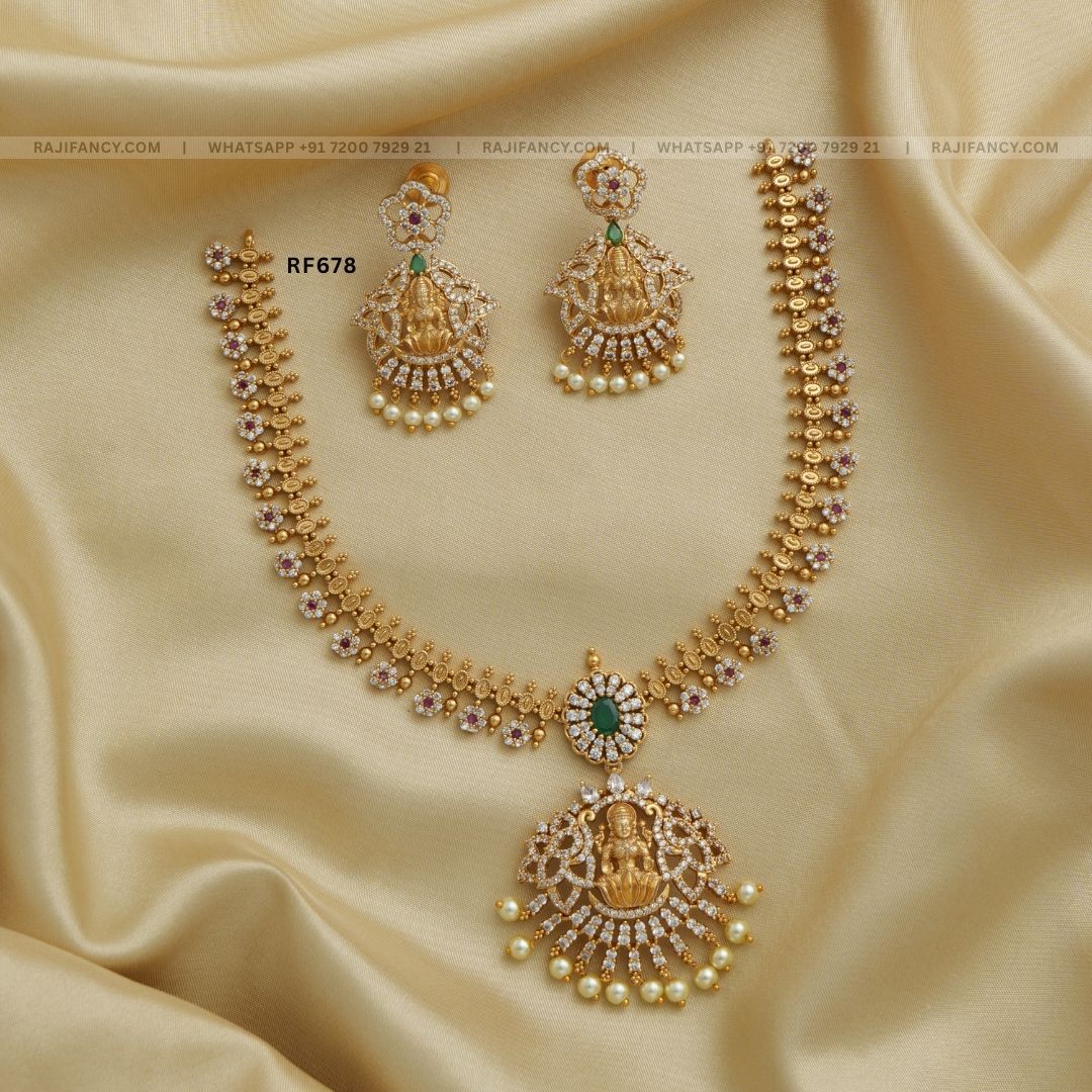 Sriprabha Necklace