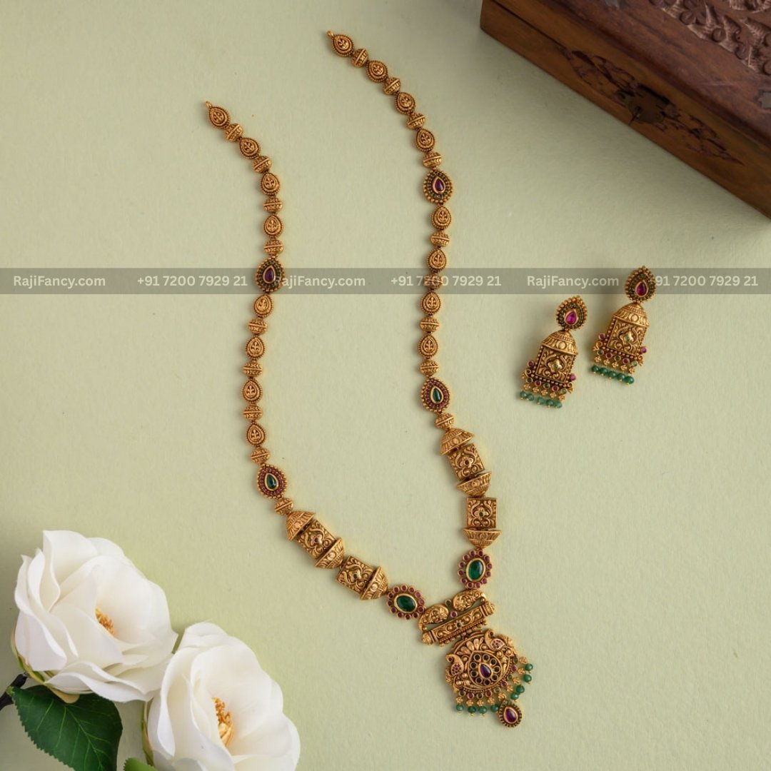 Tanisha Antique Haram