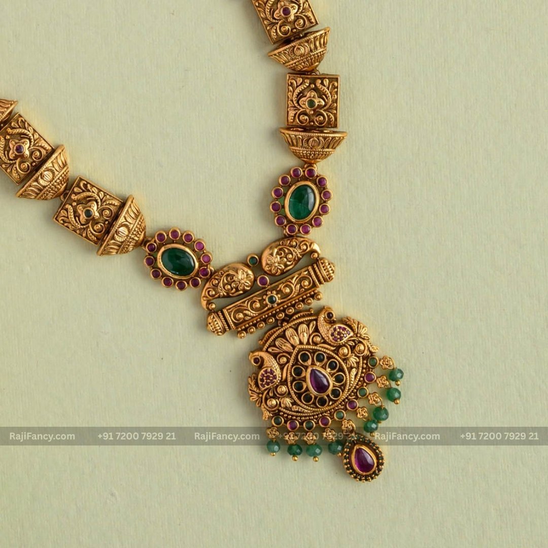 Tanisha Antique Haram