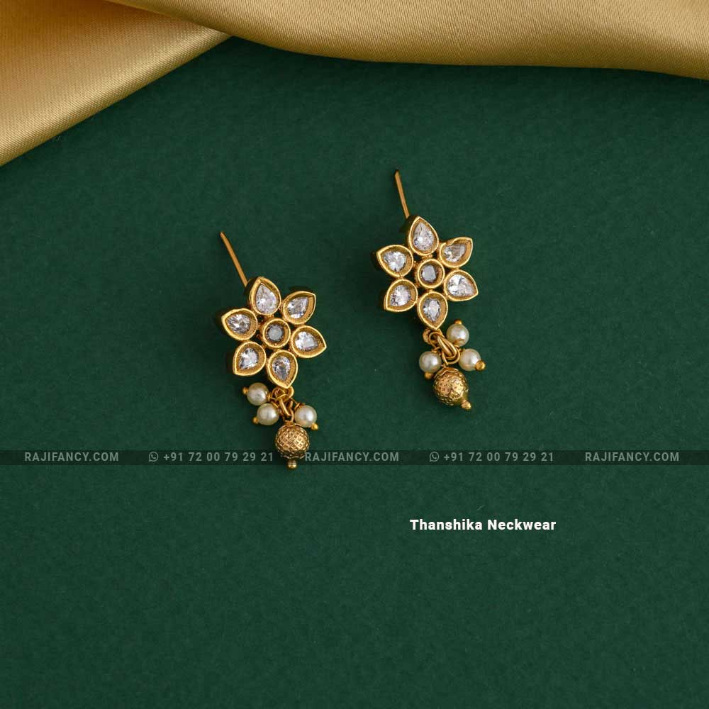 Thanshika Neckwear