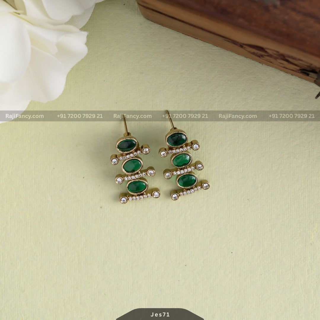 Tyara Necklace